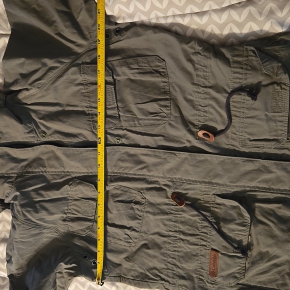 Columbia Women's Water Resistant Parka With Removeabke Hood - Picture 5 of 7